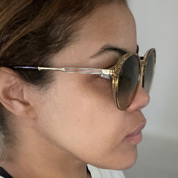 Authentic Gold Gucci Sunglasses - Picture 3 of 4